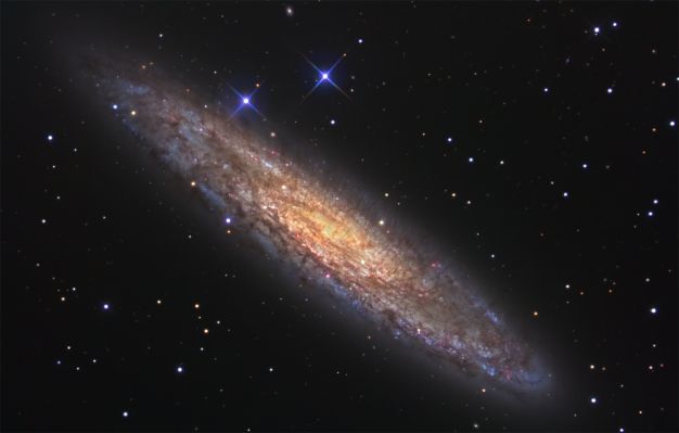 NGC 253 - "Dusty" Spiral Galaxy
"...Non convalescit planta quae saepius transfertur..."

(Seneca)

"...La pianta che viene spesso spostata non attecchisce bene..."
Parole chiave: Amatorial Pictures