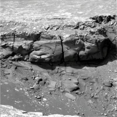 Features of Victoria Crater's Inner Rim  - Sol 1019 (Original NASA/MER2/JPL b/w Frame) 
nessun commento
Parole chiave: Victoria Crater
