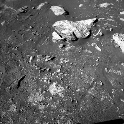 Spherules and sharp stones inside Endurance Crater - Sol 220
nessun commento
Parole chiave: Endurance Crater - Mars rocks, sand and debris