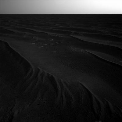 A quiet Ocean of Dunes (3 - original, b/w NASA frame)
nessun commento
Parole chiave: Postcards from Mars