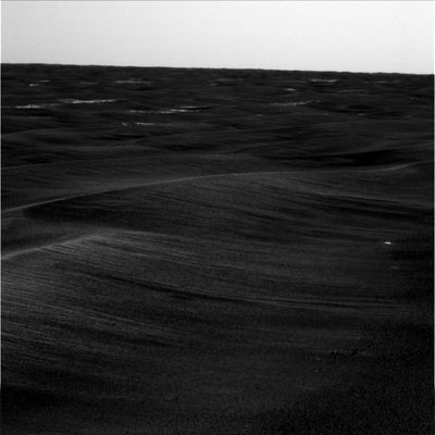 Paving under the sand? (5) - Sol 533
Caption NASA:"Left PanCam Non-linearized Full frame EDR acquired on Sol 533 of Opportunity's mission to Meridiani Planum at approximately 14:11:58 MLT, camera commanded to use Filter 2".
Parole chiave: Mars Panorama