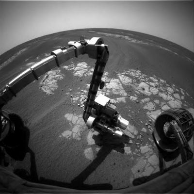 Robotic Arm at work - Sol 557
nessun commento
Parole chiave: Martian Paving