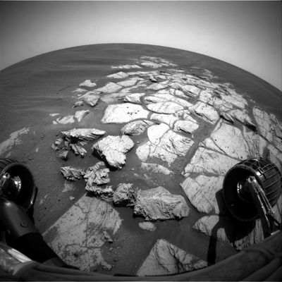 Front view: the "Paving" of Erebus Crater - Sol 592
nessun commento
Parole chiave: Erebus Crater