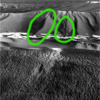 The incredible "Dunes" around Erebus Crater (2) - Sol 644
Original caption:"Right Pan-Cam Non-linearized Full frame EDR acquired on Sol 644 of Opportunity's mission to Meridiani Planum at approximately 11:21:46 MLT. Camera commanded to use Filter 7 (1009 nm)".
Parole chiave: Martian Dunes - Meridiani Planum - Erebus Area