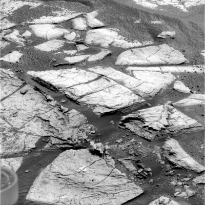 Paving, Outcrops and...Razor-blades! (1) - Sol 675
Un'immagine che, alla luce del titolo che le abbiamo dato, si commenta veramente da sola...
Parole chiave: Martian Paving - Erebus Area