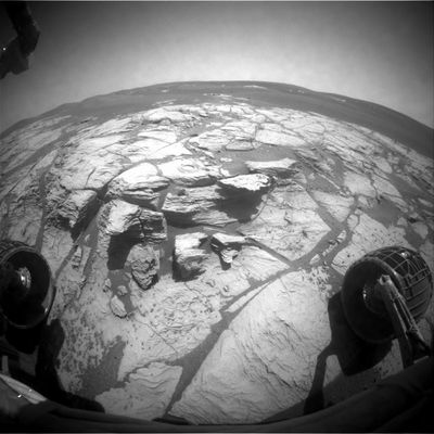 Razorblades' Land - Sol 706
Original caption:"Right Front Haz-Cam Non-linearized Full frame EDR acquired on Sol 706 of Opportunity's mission to Meridiani Planum at approximately 13:17:31 MLT".
Parole chiave: Outcrops - Erebus Crater - Razorblades