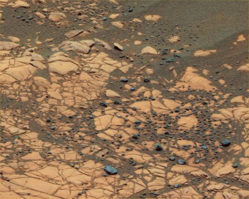 "Bosque", on the way to Victoria - Sol 784 (3)
nessun commento
Parole chiave: Martian Paving