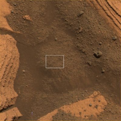 Alamogordo Creek - approx. true colors (2) - Sol 825
This frame is an approximately true-color rendering made with the PanCam's 600-, 535-and 480-nanometer filters. 

Parole chiave: Mars rocks, sand and debris