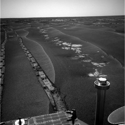 Deep tracks on the sands around Beagle Crater (2) - Sol 884
nessun commento
Parole chiave: Martian Surface - Rover Tracks