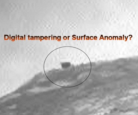 Beagle's "Razorblade"...Or something else?!? (detail mgnf) - Sol 896
...Allora?... Spuntone roccioso o che cosa?!?...
Parole chiave: Martian Surface - Unusual Surface Feature