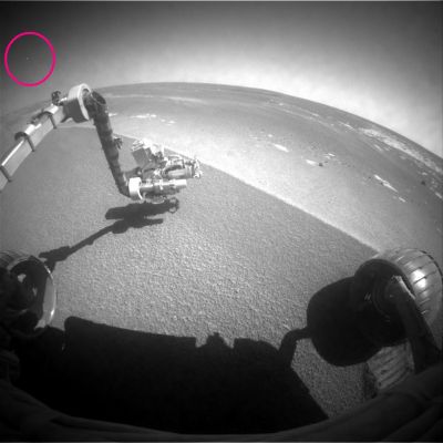 UFO? - Sol 910 (context image)
nessun commento
Parole chiave: Martian Sky - Highly Controversial Frame - Possible UFO