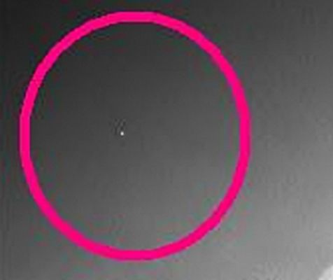 UFO? - Sol 910 (detail mgnf)
nessun commento
Parole chiave: Martian Sky - Highly Controversial Frame - Possible UFO