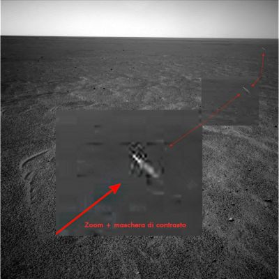 Already seen... - Sol 918
Il nostro caro Amico e Socio Massimo Granzo colpisce ancora: questa volta il bravo ed attento Collaboratore Esterno di Lunar Explorer Italia ha identificato ed isolato una possibile (ed intrigante) Anomalìa di Superficie le cui caratteristiche la fanno assomigliare tantissimo ad un'altra Anomalìa che era stata individuata ed isolata - oltre un anno fa - da Dr Feltri. 
Era il Sol 414, ed eravamo sempre nella Regione di Meridiani.

Secondo alcuni Soci, si tratta della stessa Anomalìa che si è manifestata ancora una volta (un Evento Transitorio? Una probe aliena in transito ravvicinatissimo (e che sta - forse - "studiando" il Rover)? Oppure, come qualcuno di noi pensa, un elemento di disinformazione e cioè un photo-artifact fasullo (creato ad hoc per screditare anche Sol 414)? Oppure un photo-artifact "genuino" (insomma, un vizio del frame originario, casuale e bizzarro, ma non "piantato" ad hoc nel frame)?

Domande, domande, domande...
Parole chiave: Martian Surface - Controversial Frame
