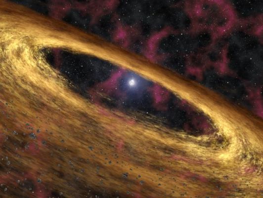 Phoenix Planets
"...Qualsiasi Creatura dell'Universo la quale sia tanto evoluta da riuscire a raggiungere il nostro Pianeta, coprendo distanze che sono difficili da cogliere anche alla nostra immaginazione, deve essere altrettanto saggia da capire - dopo averci trovati - che è meglio starsene lontana da noi..."

(dalla serie televisiva "CSI")

Caption originale: This artist's concept depicts a type of dead star called pulsar and the surrounding disk of rubble discovered by NASA's SST. The pulsar, called 4U 0142+61, was once a massive star until about 100.000 years ago when it blew up in a supernova explosion and scattered dusty debris into space. Some of that debris was captured into what astronomers refer to as a "fallback disk", now circling the remaining stellar core, or pulsar. The disk resembles protoplanetary disks around young stars, out of which planets are thought to be born. 
Supernovas are a source of Iron, Nitrogen and other heavy metals in the universe. They spray these elements out into space, where they eventually come together in clouds that give rise to new stars and planets. The Spitzer finding demonstrates that supernovas might also contribute heavy metals to their own planets, a possibility that was first suggested when astronomers discovered planets circling a pulsar called PSR B1257+12 in 1992.
Parole chiave: Artistic Visions of the Universe