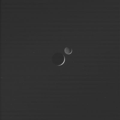In-transit: Dione and Rhea (3)
nessun commento
Parole chiave: Saturn's Moons - Dione and Rhea