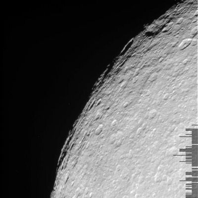 Features on the Terminator
N00043374.jpg was taken on November 26, 2005 and received on Earth November 27, 2005. The camera was pointing toward Rhea that, at the time, was approximately 70.878 Km away.
The image was taken using the CL1 and IR3 filters.
Parole chiave: Saturn's Moons - Rhea