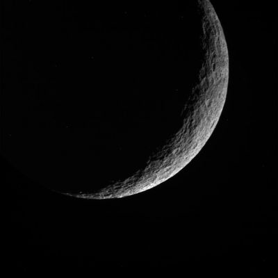 Crescent Rhea (1)
Caption NASA originale:"N00061849.jpg was taken on May 22, 2006 and received on Earth May 23, 2006. The camera was pointing toward Rhea that, at the time, was approximately 265.985 Km away.
The image was taken using the CL1 and UV3 filters". 
Parole chiave: Saturn's Moons - Rhea