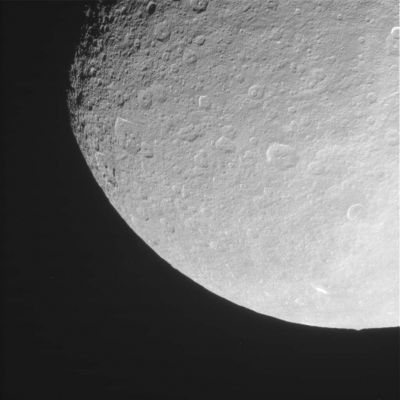 Moments of Rhea (6) - Rhea's "Peak" (context image)
Riuscite a vederlo?!?...
Parole chiave: Saturn's Moons - Rhea
