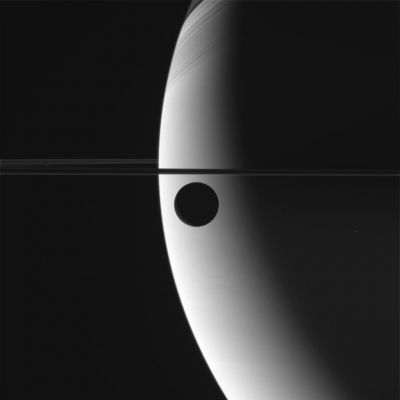 Sliding in the Darkness... (2)
nessun commento
Parole chiave: Saturn and Rhea