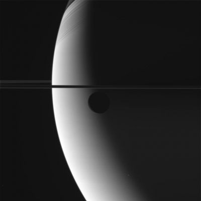 Sliding in the Darkness... (3)
nessun commento
Parole chiave: Saturn and Rhea
