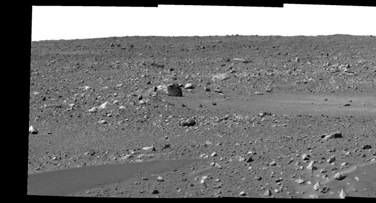 Laguna Hollow: Panorama (1) - Sol 44 (b/w - elab. NASA)
Caption NASA originale:"This image shows the shallow depression dubbed Laguna Hollow before the MER Spirit drove into it to sample its bed of fine sediments on the 45th Sol of its mission (Feb. 18, 2004). The hollow provides scientists with a laboratory for studying the atmospheric processes that shaped Mars because, in contrast to surrounding rocky terrain, it contains windblown dust and possibly salty clumps of soil. Spirit is scheduled to dig a trench at the bottom of Laguna Hollow on Sol 47. The image was taken by the Rover's PanCam".
Parole chiave: Mars: unusual surface features (hollows)
