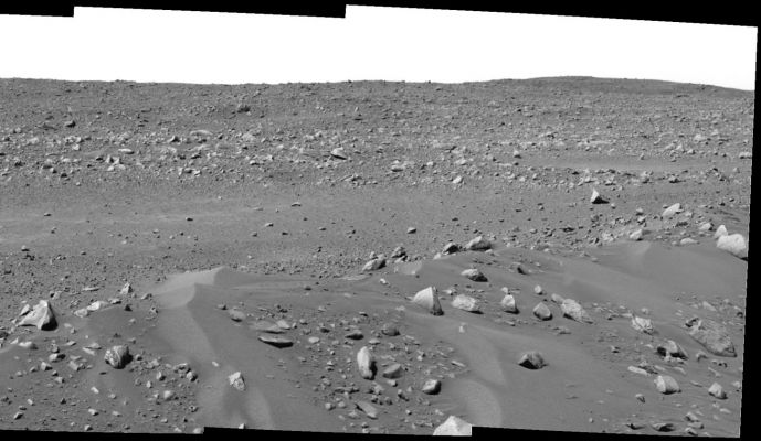 Laguna Hollow: Panorama (2) - Sol 44 (b/w - elab. NASA)
nessun commento
Parole chiave: Mars: unusual surface features (hollows)
