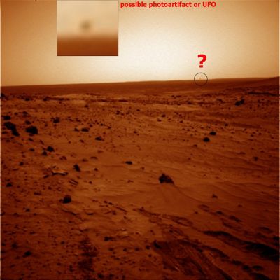 Hovering UFO or just an image-artifact? - Sol 1052
Molto interessante, specie rivedendola e riesaminandola a distanza di 15 anni... Forse non è proprio un Image-Artifact, come da noi originariamente supposto. Tutt'altro...
Parole chiave: Martian Panorama - Controversial