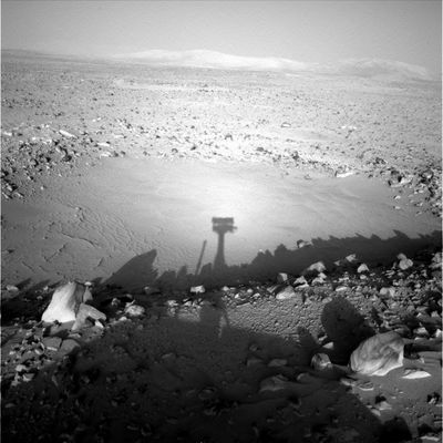 A small crater or a big hollow, on Sol 111 (2)
nessun commento
Parole chiave: Mars craters