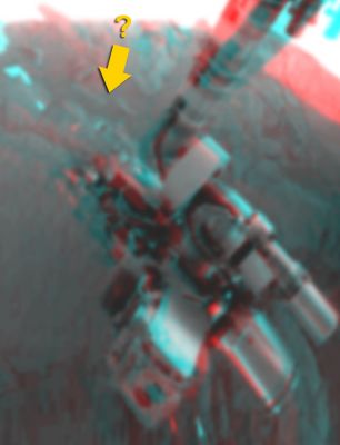 Silver Sphere, Little Sphere... (3D) - Sol 194
Da parte dell'Amico Alessio Feltri, a tutti i Lettori di Lun-Ex-It!

"...sferetta apparentemente sospesa all'altezza del braccio (Robotic Arm - RA) di Spirit in un frame relativo al Sol 194. Non ho trovato spiegazioni tecniche in base alle specifiche ufficiali, rilevatori di prossimità o altro, per cui te la mando come curiosità in questo 3D ...".
Parole chiave: Highly controversial frame