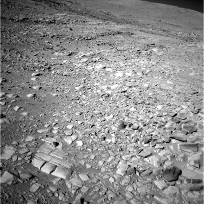A "rocky" landscape - unusual rocky features
Parole chiave: Mars rocks, sand and debris