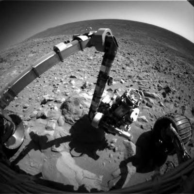 Sol 300 on Mars: a "round number" that is worth to celebrate!
Il braccio meccanico del Rover Spirit si muove verso le rocce che lo circondano e gli esperimenti continuano. Non c'è nulla di anomalo o di particolarmente interessante in questa fotografia: l'abbiamo scelta solo perchè è la prima del Sol 300 di permanenza di Spirit su Marte e ci sembrava una buona idee celebrare questo grande successo - definito da un "numero tondo" - in qualche maniera...
Parole chiave: Mars Panorama
