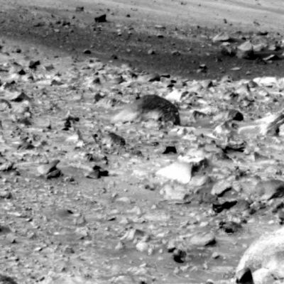 Unusual stones from Sol 430 (5)
E, mentre riflettete, provate a notare come, ancora una volta, il semplice cambio di filtro/colore abbia trasformato il paesaggio che abbiamo davanti agli occhi.
O forse non è "colpa" del filtro/colore? 
Forse è proprio il paesaggio che cambia, da un secondo all'altro...

Parole chiave: Mars rocks, sand and debris