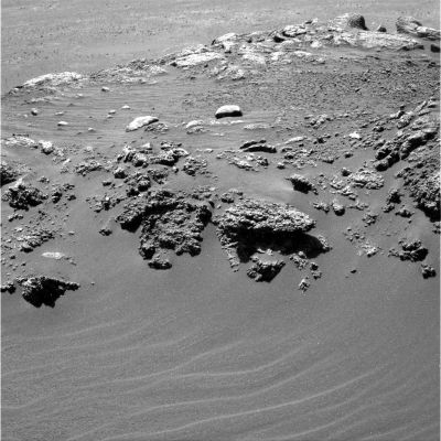 The 'usual unusual' rocks, on Sol 477 (2)
vedi il commento al frame che precede
Parole chiave: Mars rocks, sand and debris - Controversial image