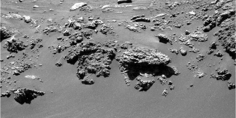 Details of the rocks on the edge of the hollow (2)
nessun commento
Parole chiave: Mars rocks, sand and debris