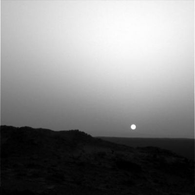 Sunset on Gusev Crater (2)
nessun commento
Parole chiave: Postcards from Mars