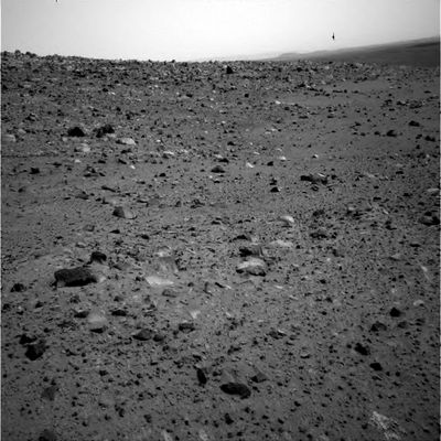 Around Spirit, on Sol 536 (2)
Le immagini MGS-MOC (vedi Sez. "Mars and His Moons") ed Odyssey più controverse non vengono MAI commentate; le "lettere aperte" sulle Anomalie (o presunte tali) individuate da Spirit, Opportunity e, prima di loro, dai Viking e dal Soujourner (senza dimenticare la Luna, le Missioni Apollo e Clementine!), restano "lettere morte", e così via. 

Insomma: noi, forse, esageriamo con il sospetto, ma la NASA non fa nulla per dissiparlo e, purtroppo (ed anche per colpa nostra, evidentemente), questa situazione è - di fatto - proprio la migliore affinchè i "segreti" restino segreti...

Nota: in questo frame una possibile Anomalia, acutamente segnalata dal Sig. Massimo Granzo. Può darsi che si tratti, come è già stato in passato, di un dead pixel (anzi: più di uno...) ovvero di un photo-artifact derivante da un vizio nella trasmissione dei dati, ma il punto "scuro" è così netto che merita un'occhiata in più...E, in ogni caso, grazie e complimenti al Sig. Granzo!
Parole chiave: Mars rocks, sand and debris