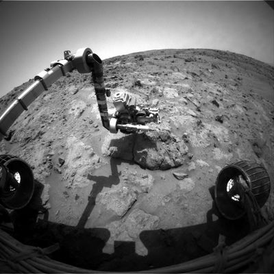 Checking the "Disquieting Rock"... - Sol 552
nessun commento
Parole chiave: Anomalous rock formation - Controversial image