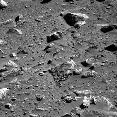 The rocks of the Summit (2) - Sol 591
nessun commento
Parole chiave: Mars rocks, sand and debris