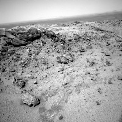Landscape with boulders and outcrops - Sol 624
nessun commento
Parole chiave: Mars Panorama - Outcrops and Boulders
