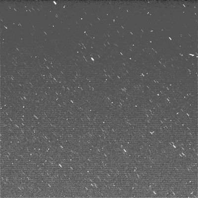 Martian Night (3) - Sol 632
Original caption:"Left Pan-Cam Non-linearized Full frame EDR acquired on Sol 632 of Spirit's mission to Gusev Crater at approximately 00:58:08 MLT. Camera commanded to use Filter 1 (739 nm)".

Di frames simili a questi tre che Vi abbiamo proposto ce ne sono ancora molti ma, come ovvio, senza spiagazioni di "accompagnamento", non ci dicono granchè. 
Anzi, ci dicono - in fondo - una cosa sola: il Cielo Notturno di Marte è bello e decisamente interessante. Talmente interessante che, dopo mesi e mesi di abbandono, la NASA ha ripreso a fotografarlo con una certa assiduità. La NASA ha detto ufficialmente - a proposito dei primi frames - che questo tipo di immagini servivano per riprendere Deimos e Phobos e consentire agli Scienziati di verificare (ma "come"??) i loro percorsi orbitali (ci è difficile pensare ad una baggianata più grossa e peggio concepita di questa ma... tanto è e tanto Vi diamo); adesso, probabilmente, ci diranno che si tratta di semplici "prove" e di "verifica dell'O.A. nelle ore notturne".
Parole chiave: Martian Night-Sky