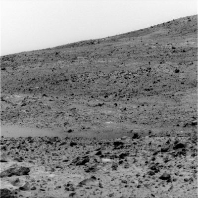 Ejecta, boulders and outcrops on the slopes of Husband Hill (1) - Sol 661
nessun commento
Parole chiave: Mars Panorama - Rocks, Outcrops and Boulders