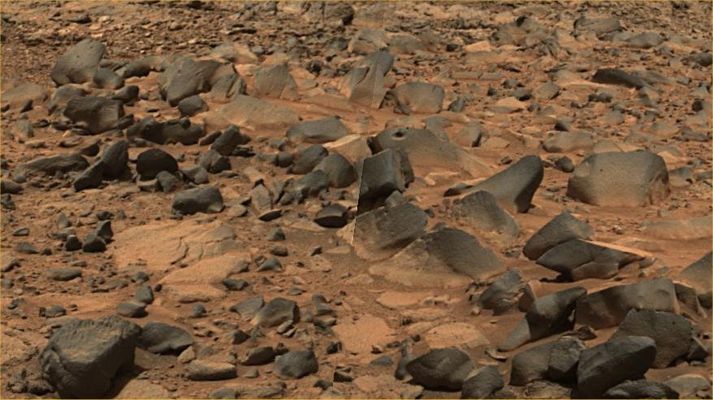 Martian rocks, in approx. true colors (5) - Sol 677
nessun commento
Parole chiave: Mars rocks, sand and debris