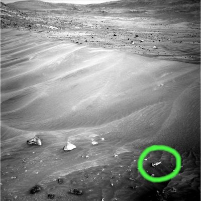 The "Sword" - Sol 716
nessun commento
Parole chiave: Mars Rocks, Sand and Debris - Anomalous Surface Feature