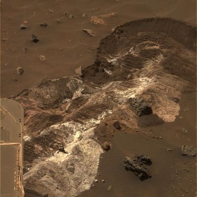 Martian "salts" - Sol 721
(...) Spirit discovered this material while driving toward Home Plate, along the floor of the basin south of Husband Hill in Gusev Crater. 
These images from Spirit's Pan-Cam show some of the most colorful deposits yet photographed on the surface of Mars. Spirit uncovered several types of materials distinctive in their color, physical properties and chemistry as a result of accidentally digging a trench 30 cm (about 11,8") wide during a turn at the end of a drive. The white material in this image is brighter than any seen previously by the Rover. It has a powdery and cloddy texture and exhibits a high abundance of salts. The materials appear similar in some ways to bright soil deposits seen back at the Paso Robles site that Spirit encountered on the Sol 431 (March 20, 2005) while climbing the northern flank of Husband Hill.

Spirit analyzed the bright, yellowish exposures in the lower left part of the frame using instruments on the Rover's RA. Scientists hypothesized and then confirmed that these materials have a salty chemistry dominated by iron-bearing sulfates. These salts may record the past presence of water, as they are most easily mobilized and concentrated in liquid solution. Spirit also examined the unusual, pitted rock about 10 centimeters (4 inches) wide in the lower center of the frame. Scientists continue to study the origin of these rocks and soils and the role that water has played in their formation. 

This view is an approximately true-color composite combining images taken with the Pancam's 600-nanometer, 530-nanometer and 480-nanometer filters on Jan. 12, 2006, the rover's 721st sol on Mars.

Parole chiave: Martian Sands - Husband Hill's Flank