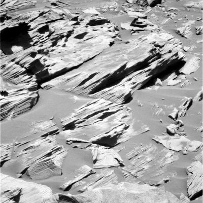 The "Burns Cliff of Gusev Crater" (6) - Sol 748
nessun commento
Parole chiave: Unusual surface feature - Home Plate Area