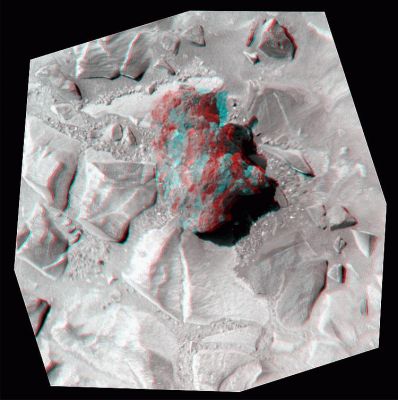 Head-up! - Sol 771
Un frame spettacolare, un'immagine che - letteralmente - "esce dallo schermo"!
Parole chiave: Martian Surface - Boulder - Controversial