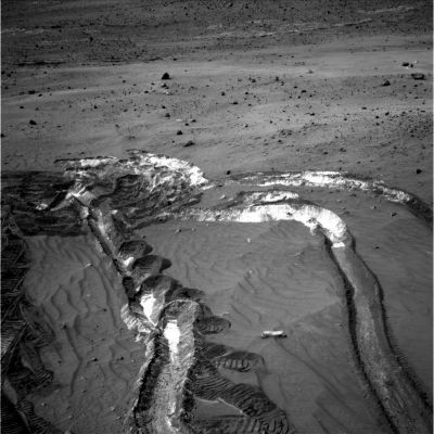 Deep, salty Tracks... - Sol 801
nessun commento
Parole chiave: Martian Surface - possible salt and sulphate underground deposits - Controversial