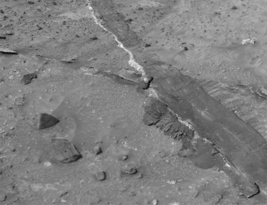 Around the "Winter Haven" (3) - Sol 807
nessun commento
Parole chiave: Martian Surface - Rover tracks
