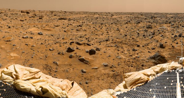 Deflated Airbags and Skyline - Soles 8, 9 and 10 (Natural Colors; credits: NASA/JPL)
Caption NASA originale:"This is a sub-section of the geometrically improved and color enhanced version of the 360° panorama known as the "Gallery Pan", the first contiguous, uniform panorama taken by the Imager for Mars Pathfinder (IMP) over the course of Soles 8, 9 and 10. Different regions were imaged at different times over the 3 Martian days to acquire consistent lighting and shadow conditions for all areas of the panorama.
The IMP is a stereo imaging system that, in its fully deployed configuration, stands 1,8 mt above the Martian surface and has a resolution of 2 mm at a range of 2 mt. In this geometrically improved version of the panorama, distortion due to a 2,5° tilt in the IMP camera mast has been removed, effectively flattening the horizon. The IMP has color capability provided by 24 selectable filters -- twelve filters per "eye". Its red, green, and blue filters were used to take this image. The color was digitally balanced according to the color transmittance capability of a high-resolution TV at the Jet Propulsion Laboratory (JPL), and is dependent on that device. In this color enhanced version of the panorama, detail in surface features are brought out via changes to saturation and intensity, holding the original hue constant. A threshold was applied to avoid changes to the sky".
Parole chiave: Mars Panorama