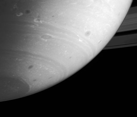 Storms on Saturn (refined)
Caption originale da "NASA - Picture of the Day" del giorno 02.11.2004:
"(...) scientists commanded the Cassini spacecraft (...) to inspect a circulating band of clouds nicknamed "Storm Alley". This westwardly moving cloud ring has been unusually active since the beginning of 2004, spawning white swirling storms and dark storms ringed by sprawling white clouds all cascading around the gas giant. The rogue band, as well as part other parts of south Saturn, were imaged in stunning detail in a very specific band of infrared light that passes through Saturn's upper haze relatively unblurred. The result was then digitally sharpened, showing more cloud detail but creating fake image artifacts such as a surrounding ring. Speculation on the nature of past Saturn storms included convective motions of small amounts of ammonia and water, seasons and shadowing effects of the Great Ring System. Although the above image provides data and clues, the power behind Saturn's storms still remains a mystery".
Parole chiave: Saturn